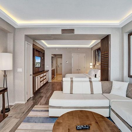 Luxury Beachfront Studio! Форт-Лодердейл Екстер'єр фото
